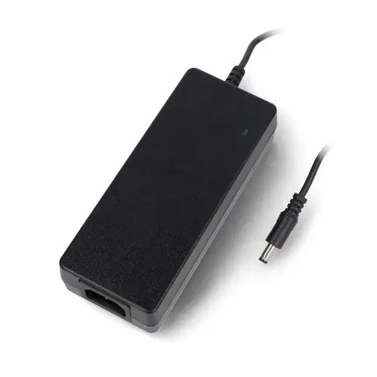 Napájecí zdroj Mean Well GST90A19-P1M 90W 19V/4,74A - DC 5,5/2,5mm zástrčka Ihned K Objednání