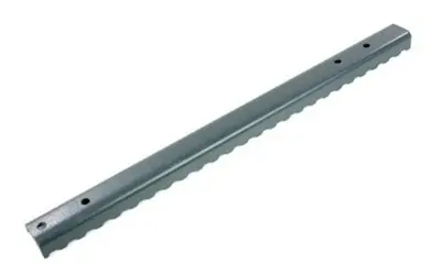 Lišta dopravníku pravá 4x70x604 mm Novinka
